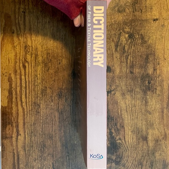 'Dictionary of Fiber & Textile Technology' (7th Edition) Paperback 0-9670071-0-0 - Picture 4 of 5